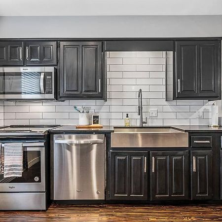 Luxe Condo In City Center Waco Exteriér fotografie